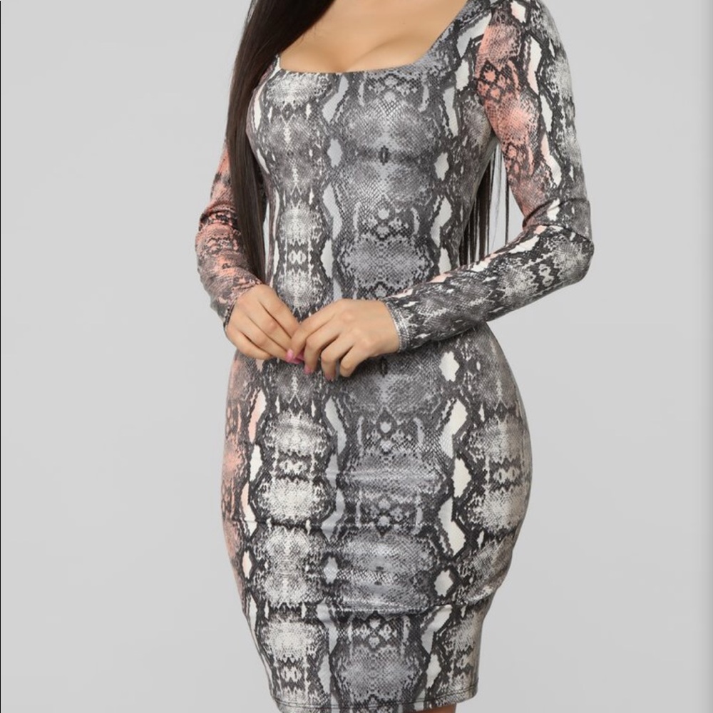 Snake Print Midi Dress. NWT - Picture 2 of 6